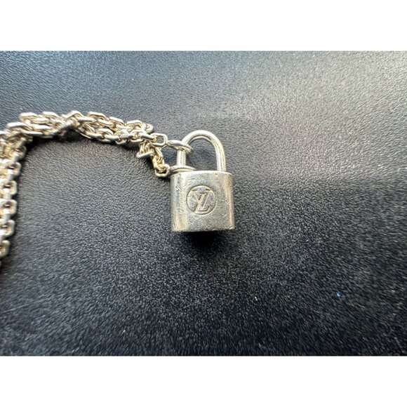 LOUIS VUITTON Bracelet Lockit Ag925 Silver Authentic - Picture 2 of 6